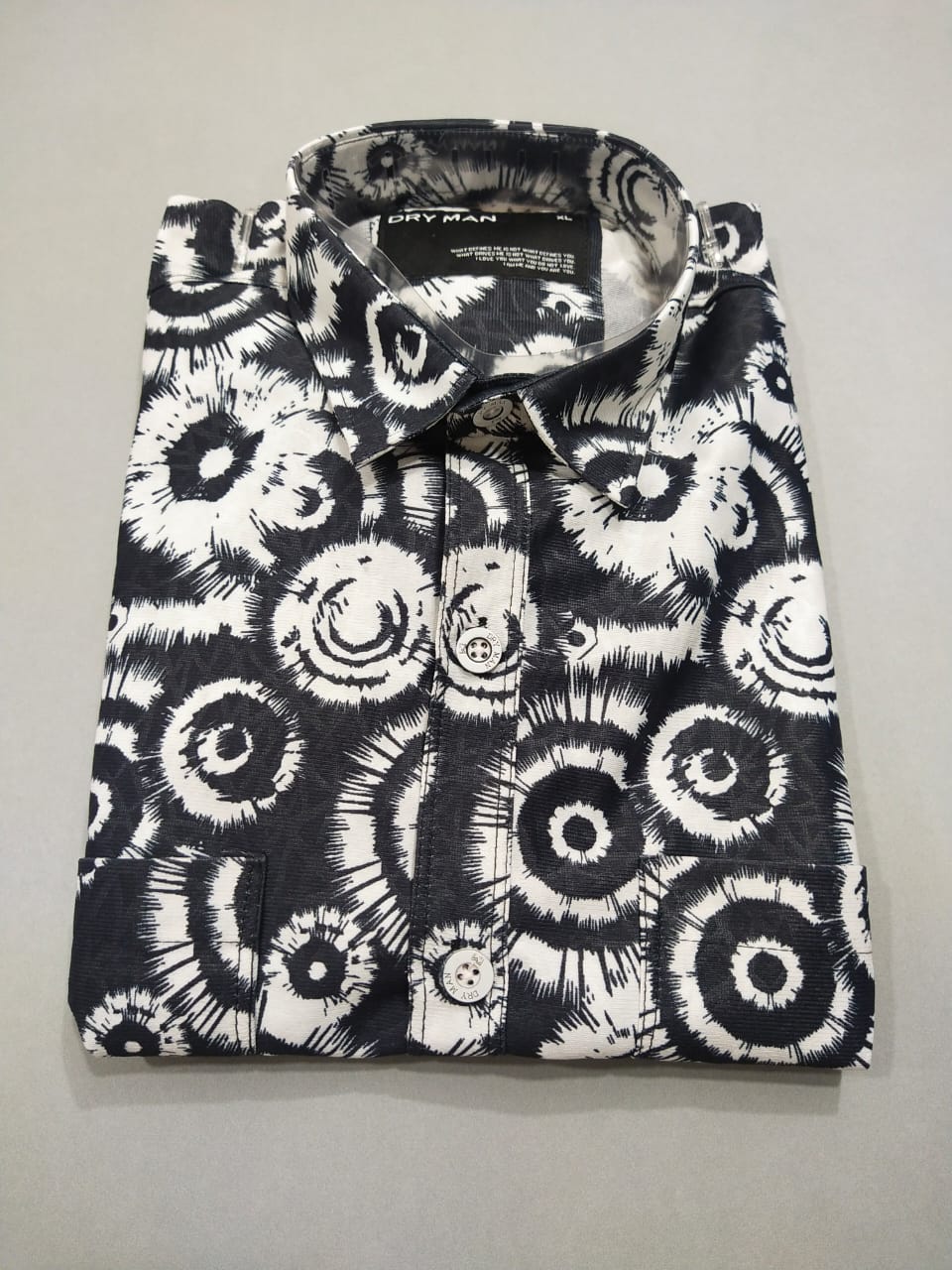 Full sleeve print shirt