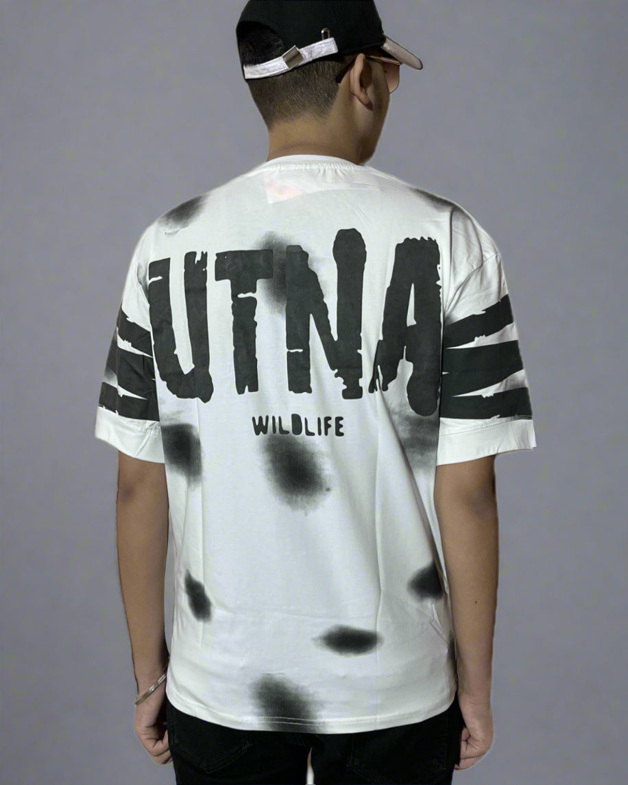 Drop shoulder t shirt