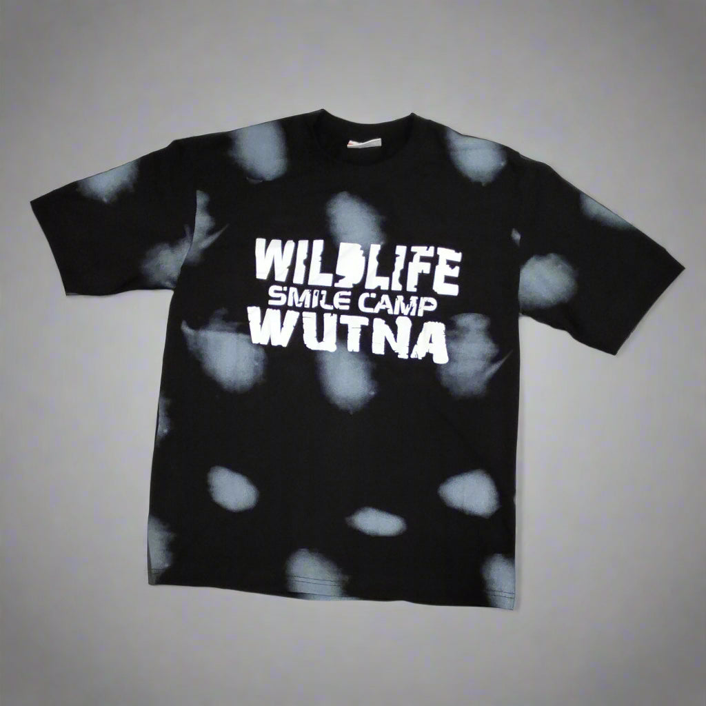 Drop shoulder t shirt