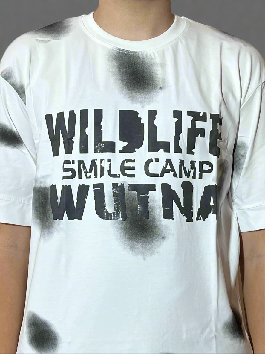 Drop shoulder t shirt