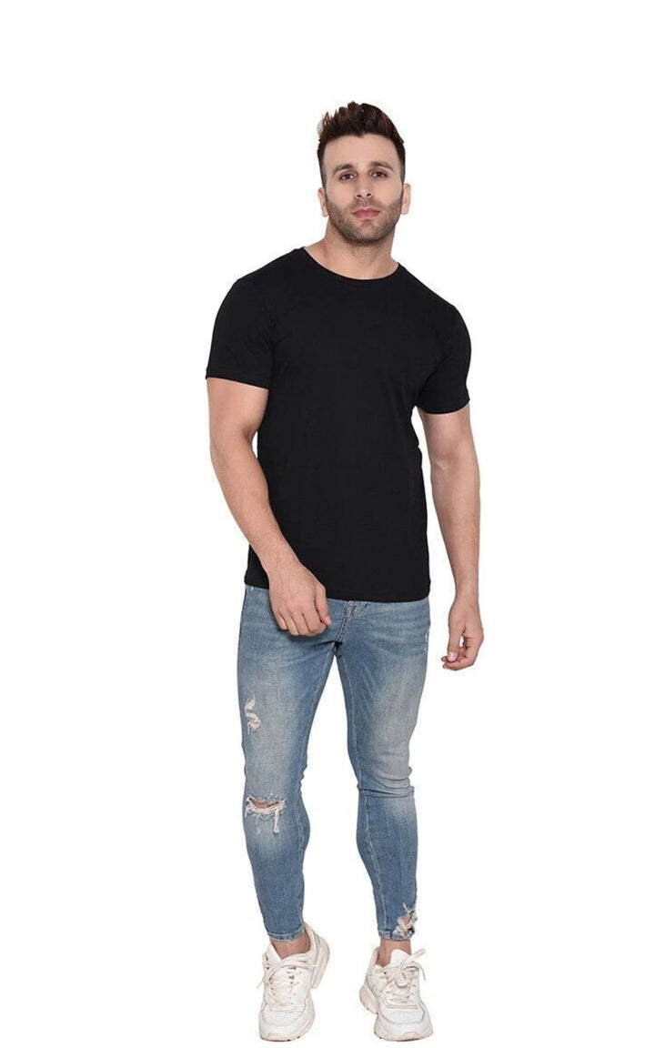 Plain black t shirt