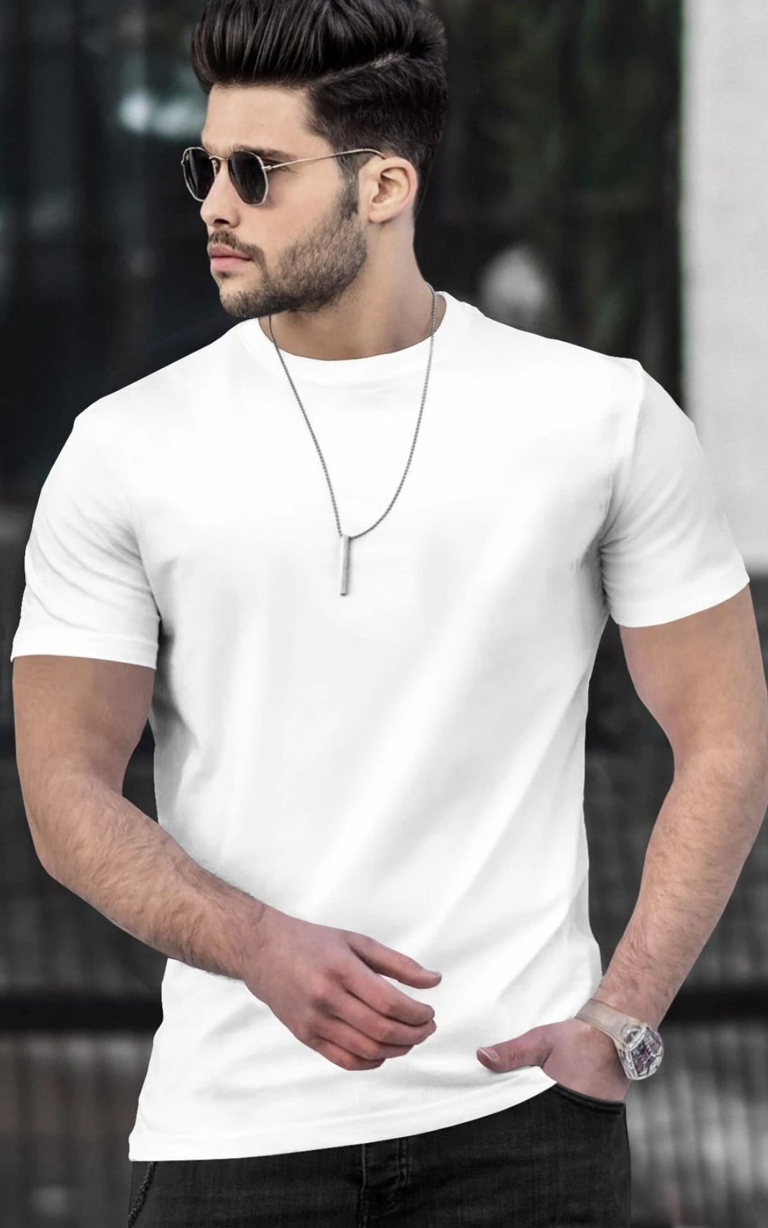 Plain white t shirt